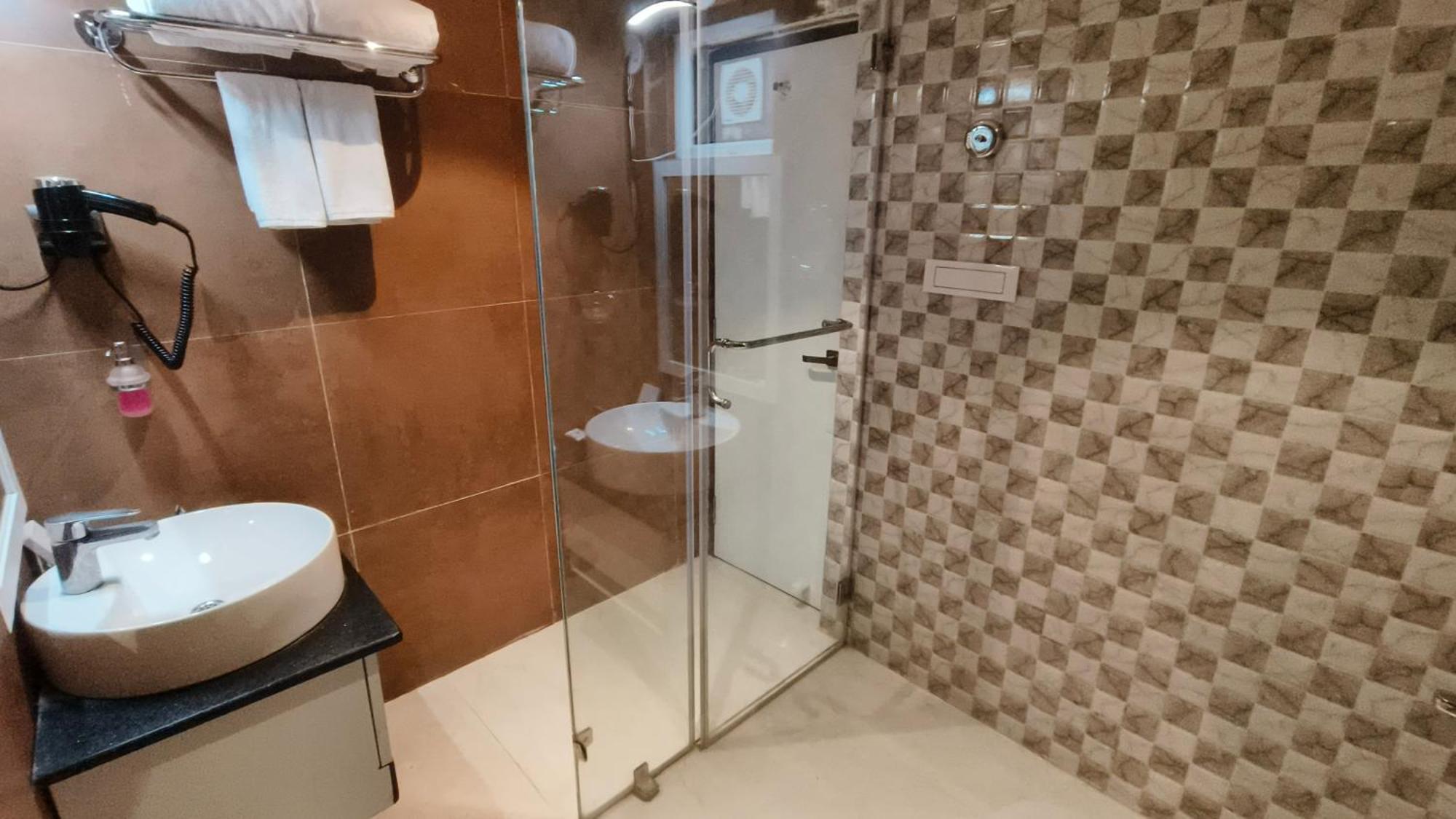 מנדרמוני Luxury Amar Tree Resort מראה חיצוני תמונה